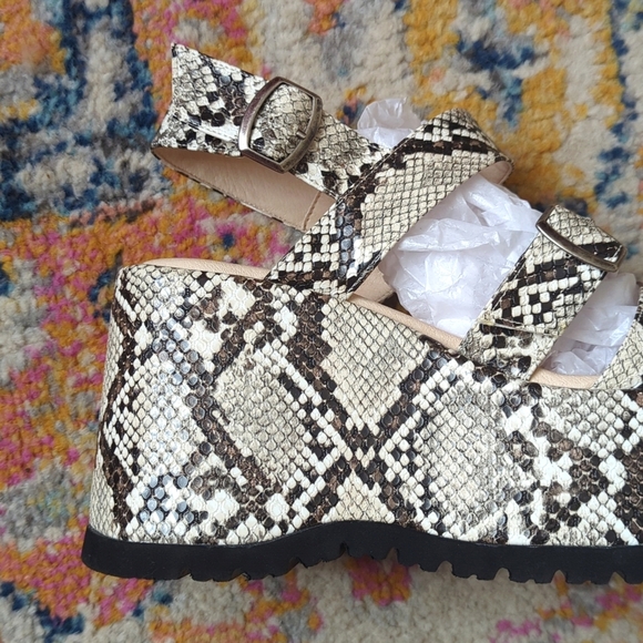 Free People Chelsea Embossed Snake Print Strappy Platform Sandals Beige Black 38 - Picture 9 of 16